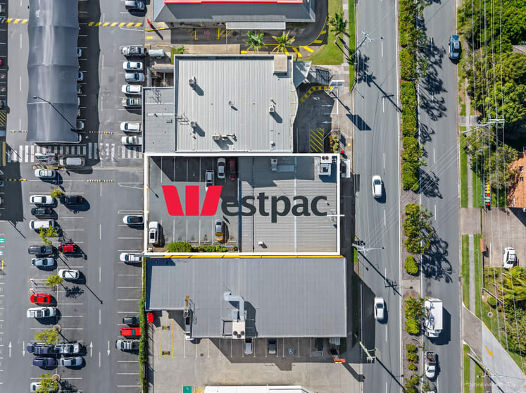 Click to view all images 262 Anzac Avenue Kippa-ring QLD 4021 - Image 2