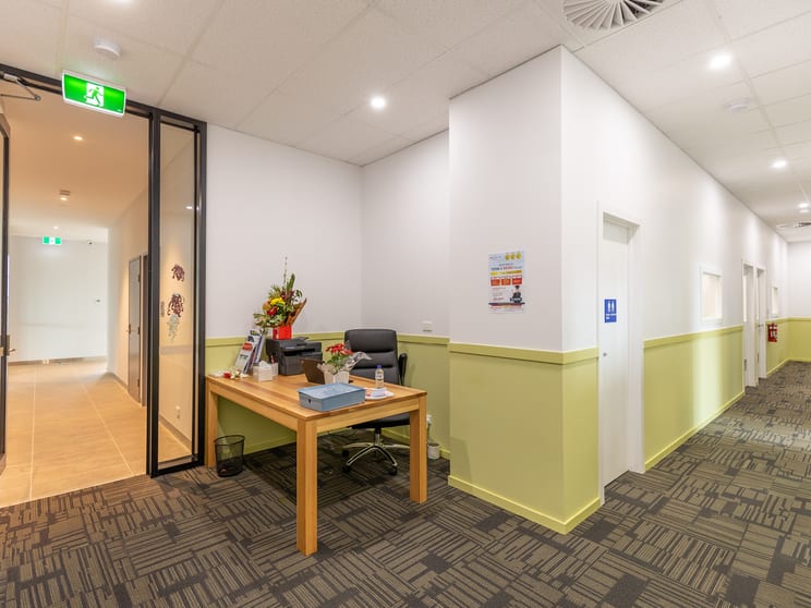 Click to view all images 2/7 Hollingsworth Drive Cobblebank VIC 3338 - Image 2