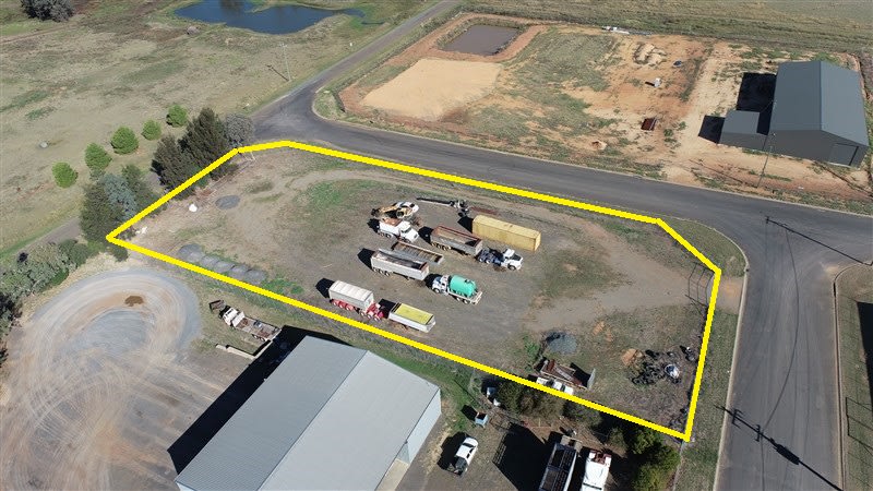 Click to view all images 2 Limousin Street Forbes NSW 2871 - Image 1