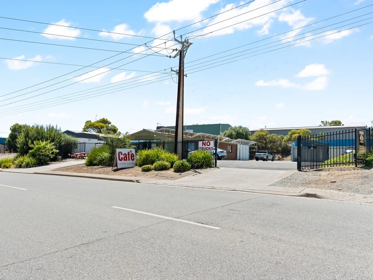 11 Aldenhoven Road Lonsdale SA 5160 - Image 1