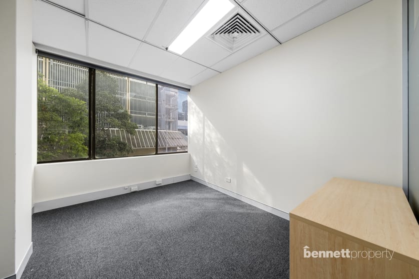 Click to view all images 4/27 Hunter Street Parramatta NSW 2150 - Image 3