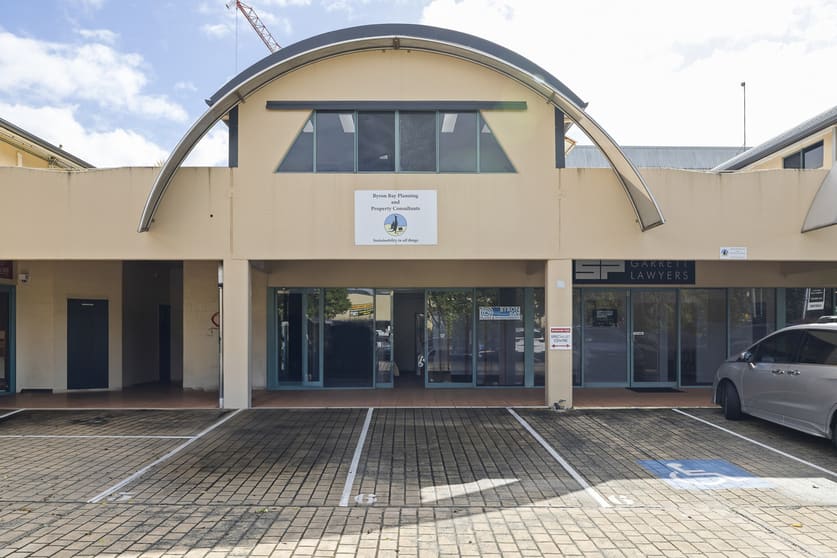 Click to view all images 5/130 Jonson Street Byron Bay NSW 2481 - Image 3