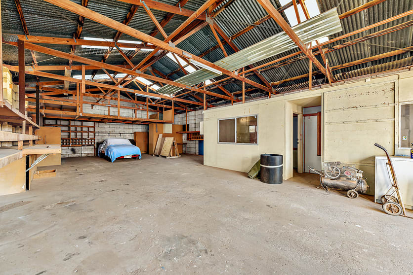 Click to view all images 17 Blackwood Street Mount Gambier SA 5290 - Image 3