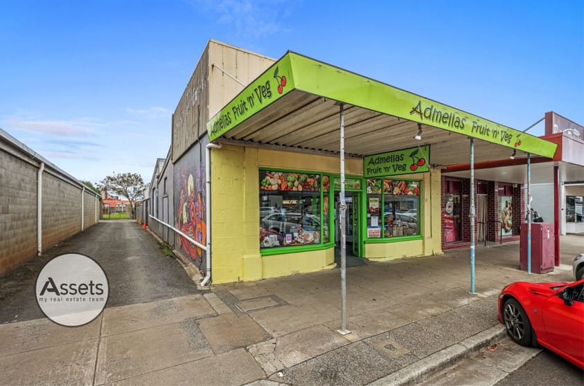Click to view all images 100 Percy Street Portland VIC 3305 - Image 1