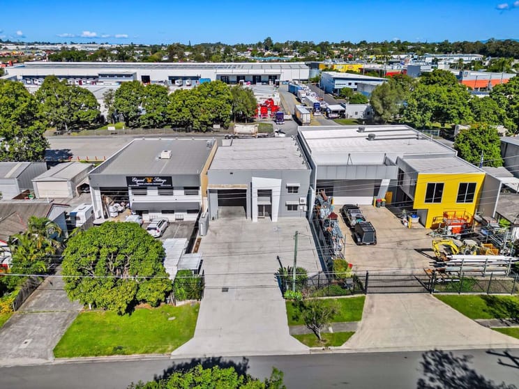 Click to view all images 47 Weaver Street Coopers Plains QLD 4108 - Image 2