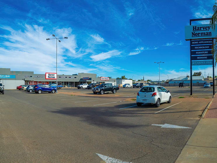 165 Fourteenth Street Renmark SA 5341 - Image 1