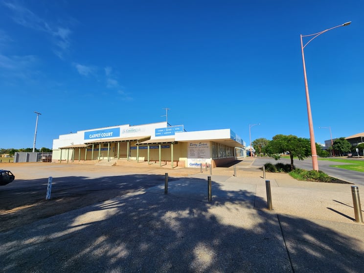 Click to view all images 46 Robinson Street Carnarvon WA 6701 - Image 3