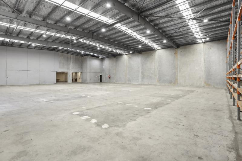 1/1 Minna Close Belrose NSW 2085 - Image 2