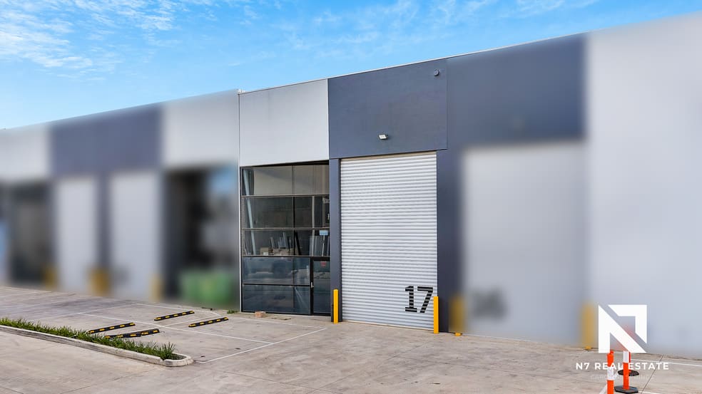 Click to view all images 17/68 Eucumbene Drive Ravenhall VIC 3023 - Image 1