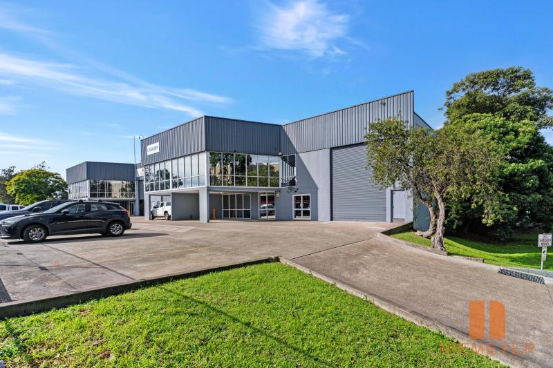 Click to view all images Unit 1/7 St James Place Seven Hills NSW 2147 - Image 3
