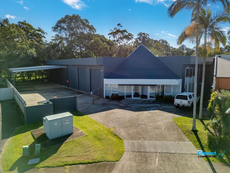 Click to view all images 9 Traders Way Currumbin Waters QLD 4223 - Image 2