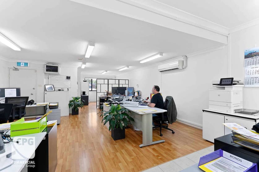 Click to view all images Suite 17/3 Richmond Avenue Sylvania Waters NSW 2224 - Image 3