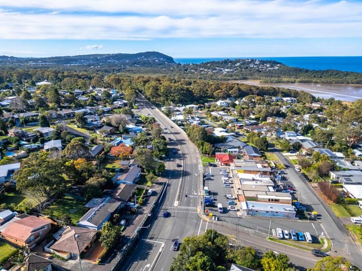 Click to view all images Shop 774/774 The Entrance Road Wamberal NSW 2260 - Image 2
