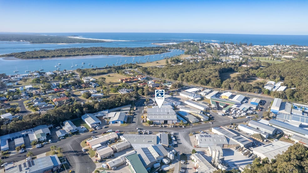Click to view all images 5 Uki Street Yamba NSW 2464 - Image 1