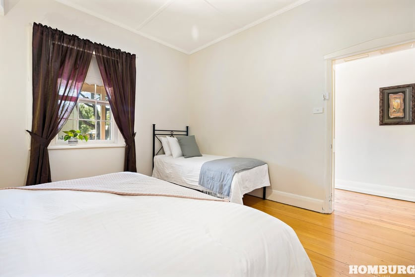 Click to view all images 41 Murray Street Tanunda SA 5352 - Image 2