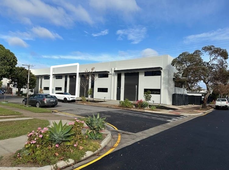 Click to view all images 2B & 2C Vincent Avenue Somerton Park SA 5044 - Image 2