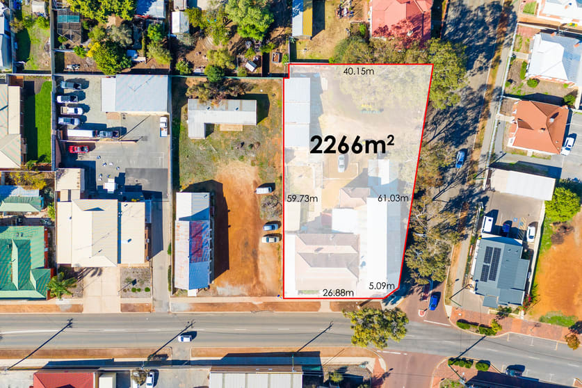 Click to view all images 51 Wellington Street Northam WA 6401 - Image 2