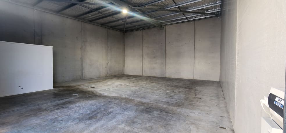 Click to view all images 8/13 Watt Drive Robin Hill NSW 2795 - Image 2