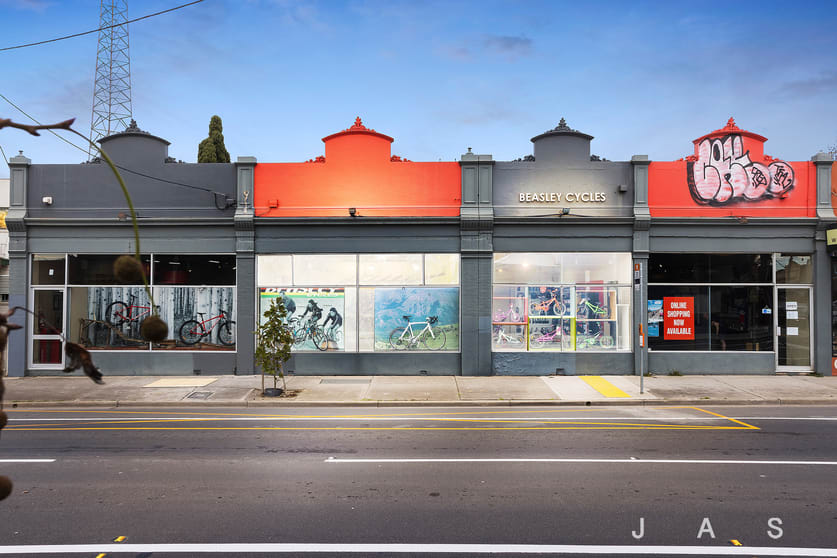 Click to view all images 121-127 Buckley Street Seddon VIC 3011 - Image 2