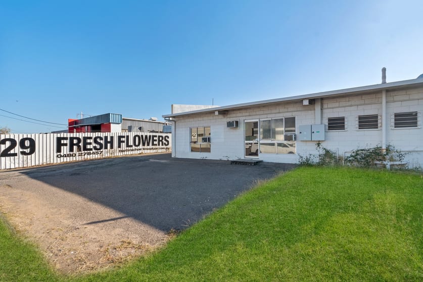 Click to view all images 29 Hamill Street Garbutt QLD 4814 - Image 1