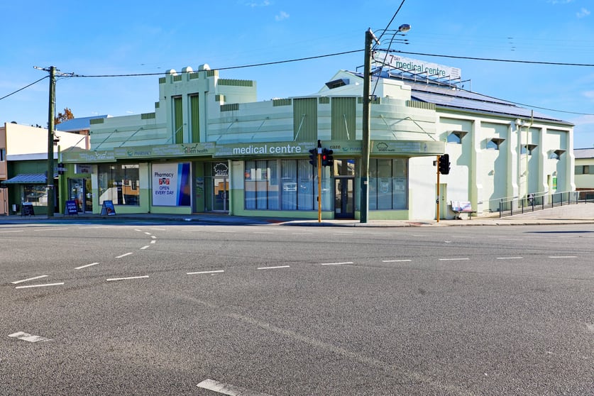Click to view all images 91 Hampton Road Fremantle WA 6160 - Image 1