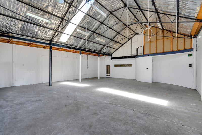 Click to view all images Unit 14, 339 Williamstown Road Port Melbourne VIC 3207 - Image 1
