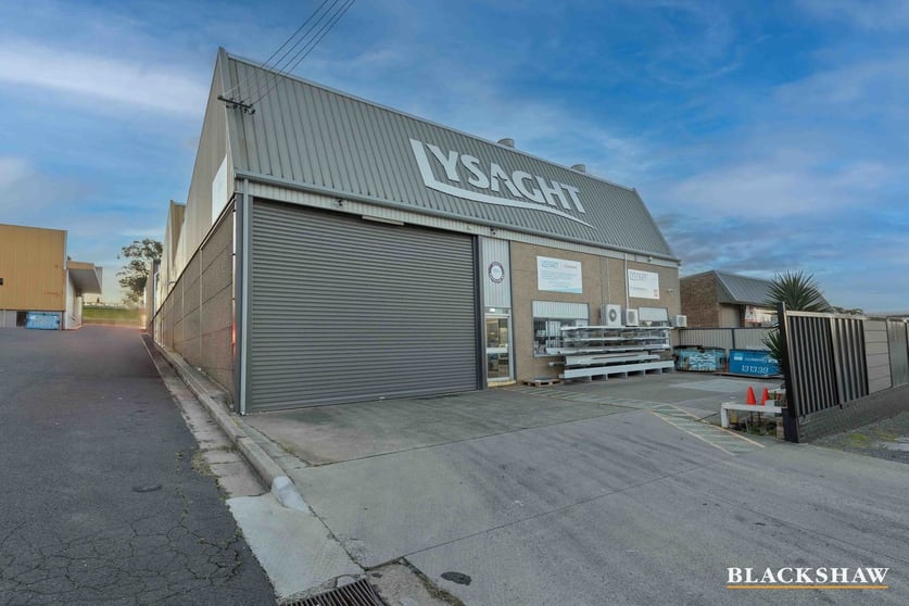 Click to view all images 15 Russell Street Batemans Bay NSW 2536 - Image 1