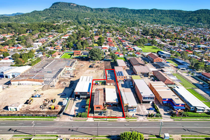 Click to view all images 85-87 Princes Highway Fairy Meadow NSW 2519 - Image 1