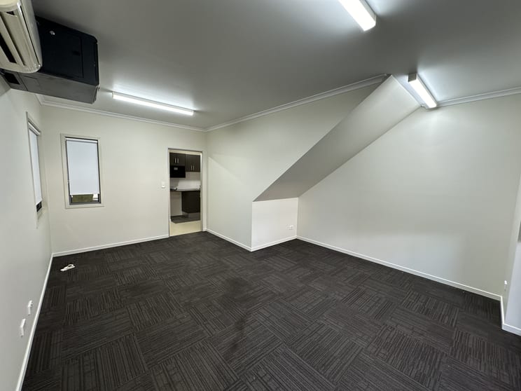 Click to view all images B12/216 Harbour Road Mackay Harbour QLD 4740 - Image 2
