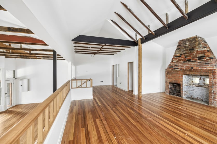 Click to view all images 105 Vincent Street Daylesford VIC 3460 - Image 3
