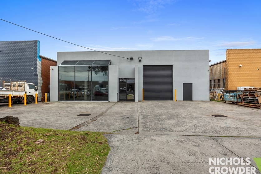 Click to view all images 6 Century Drive Braeside VIC 3195 - Image 2
