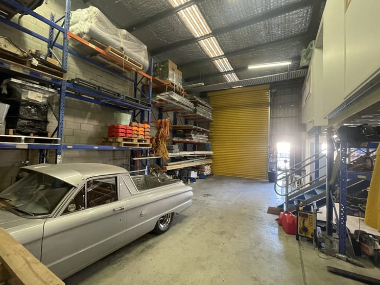 Click to view all images 26/2 Burrows Road South St Peters NSW 2044 - Image 3