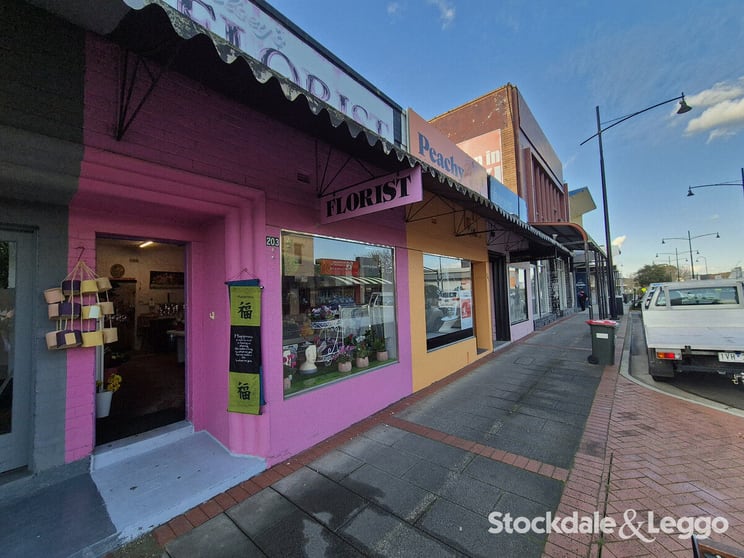 203-205 Commercial Road Morwell VIC 3840 - Image 2