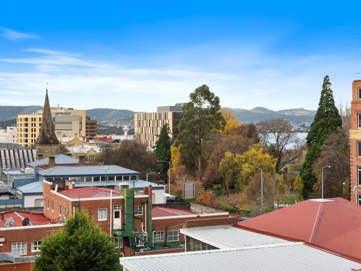 Click to view all images 186 Macquarie Street Hobart TAS 7000 - Image 3