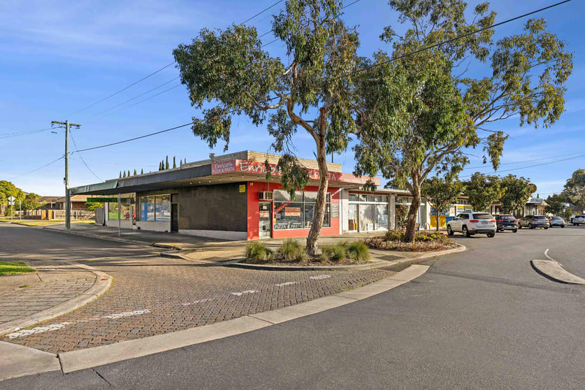 Click to view all images 2 & 2A Beauford Avenue Bell Post Hill VIC 3215 - Image 1