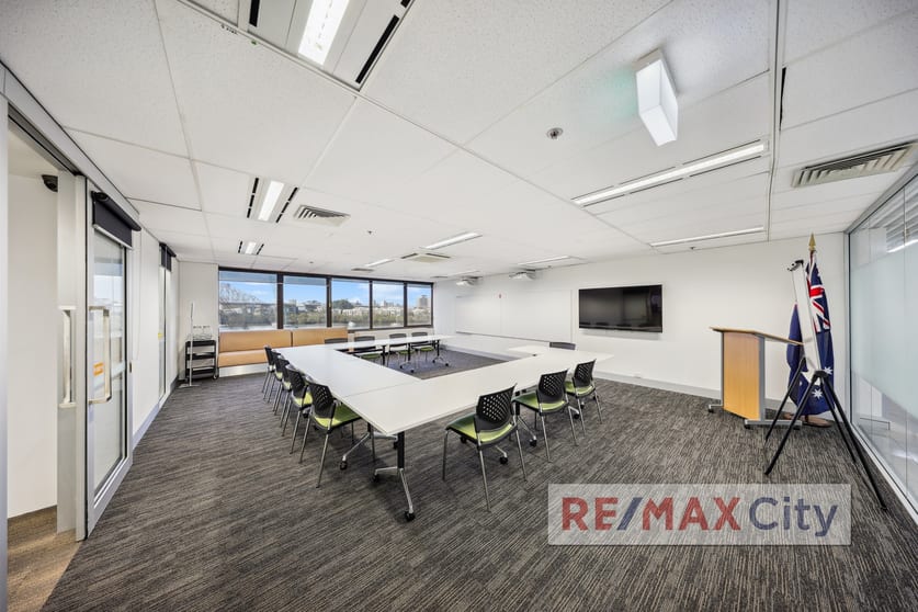 Click to view all images Level 5, 501 & 502/10 Market Street Brisbane City QLD 4000 - Image 3