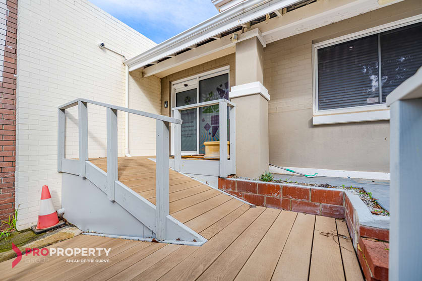 Click to view all images 439 Vincent Street West West Leederville WA 6007 - Image 3