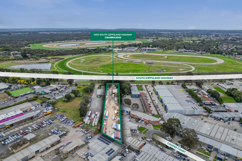 Click to view all images 1455 South Gippsland Highway Cranbourne VIC 3977 - Image 1