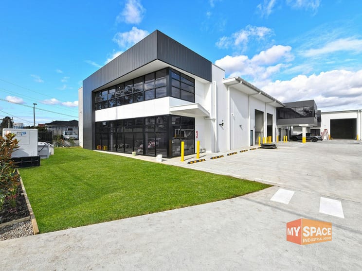 Click to view all images 3/123-129 Orchardleigh Street, Guildford NSW 2161 - Image 1