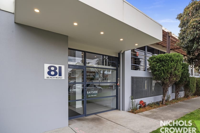 Click to view all images 81 Beach Road Sandringham VIC 3191 - Image 2