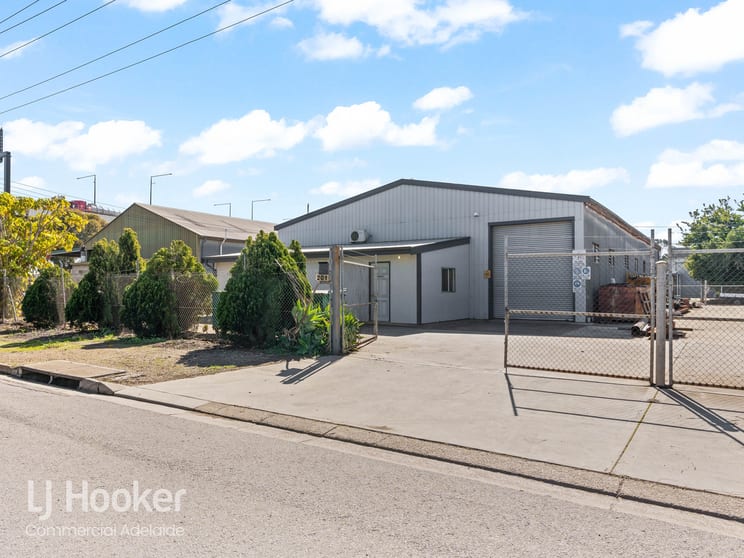 201 South Terrace Wingfield SA 5013 - Image 2