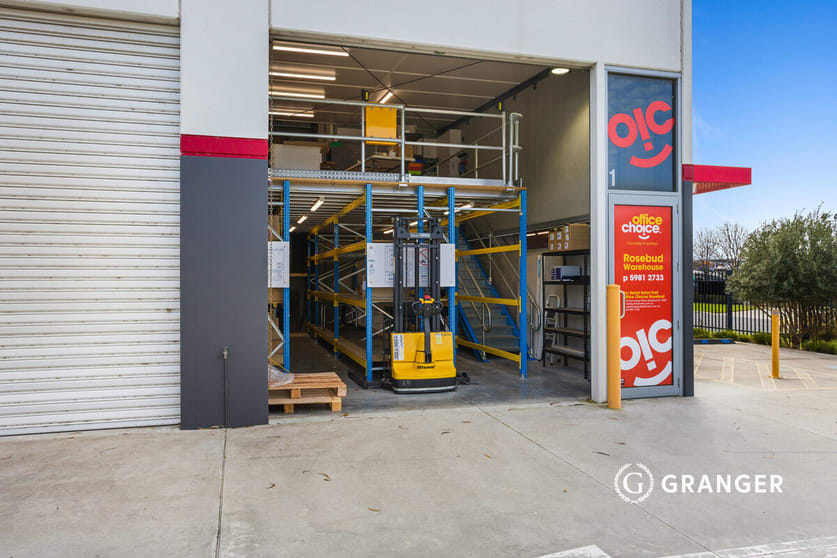 1/10 Dutton Street Rosebud VIC 3939 - Image 3