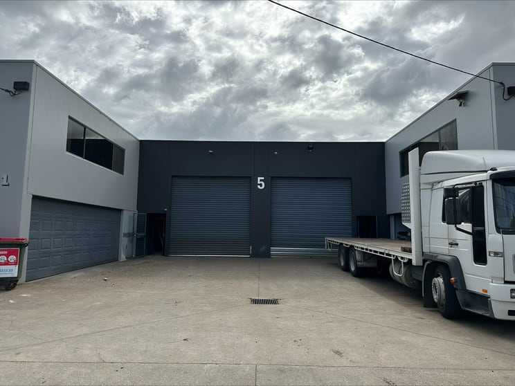 Click to view all images W/H 1&2/5 Superior Drive Dandenong South VIC 3175 - Image 1