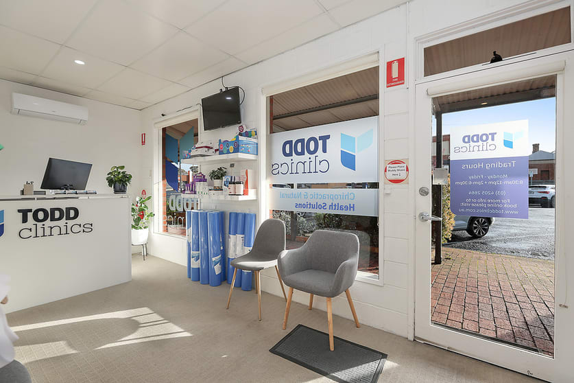 Click to view all images 2/58 Hesse Street Colac VIC 3250 - Image 3