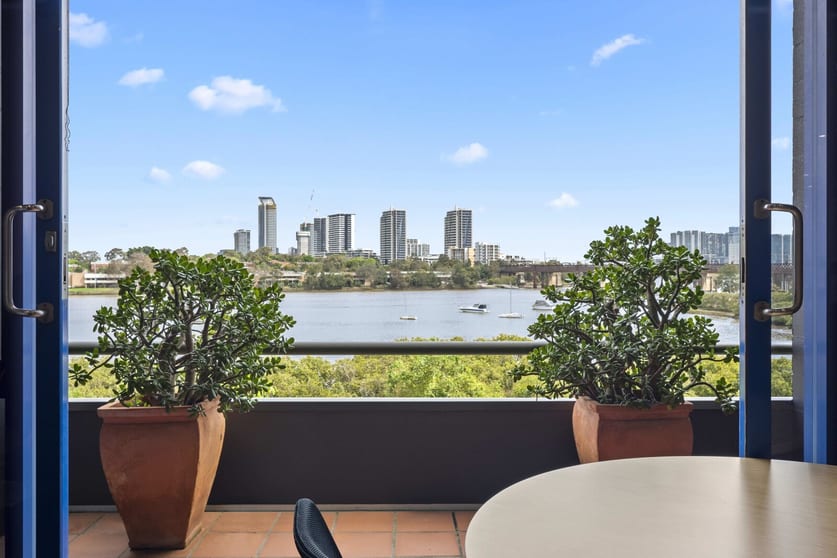 Click to view all images 12 Rothesay Avenue Meadowbank NSW 2114 - Image 3
