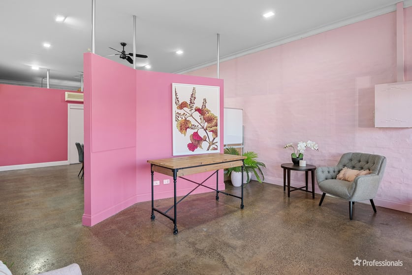 Click to view all images 92 Nolan Street Maryborough VIC 3465 - Image 2