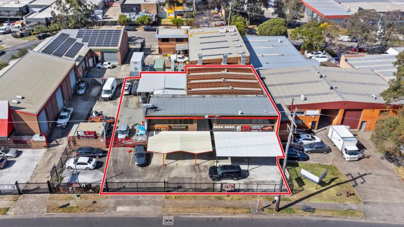 Click to view all images 71 Powers Road Seven Hills NSW 2147 - Image 3