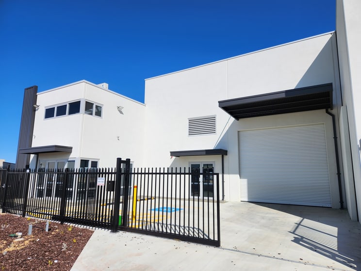 Click to view all images 31 Pinnacle Drive Neerabup WA 6031 - Image 2