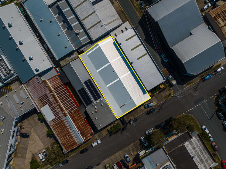 41-43 Clarence Street Coorparoo QLD 4151 - Image 2