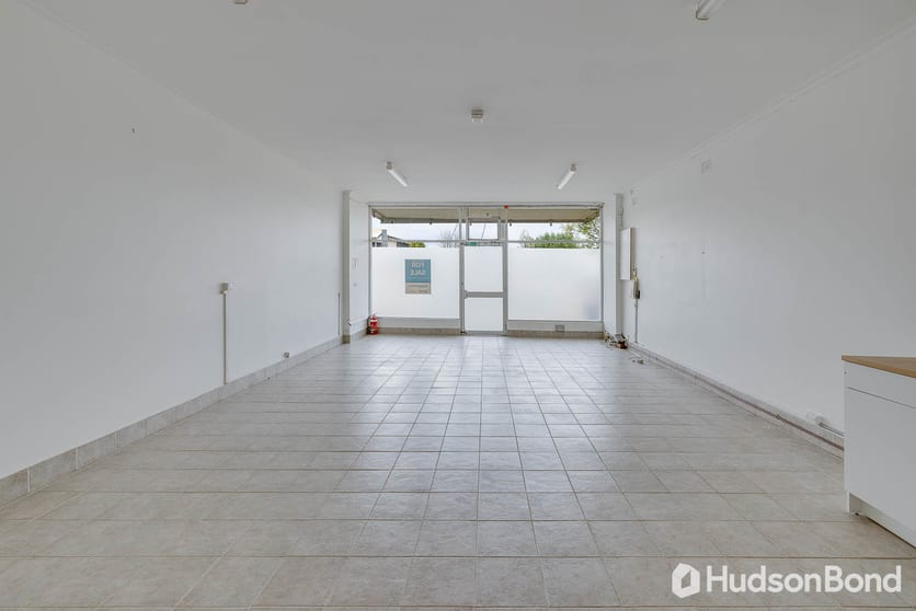 Click to view all images 1 Feathertop Avenue Templestowe Lower VIC 3107 - Image 2